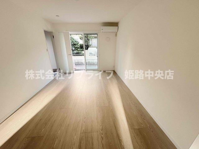 (仮称)ロタス中島アパートの居間・リビング
