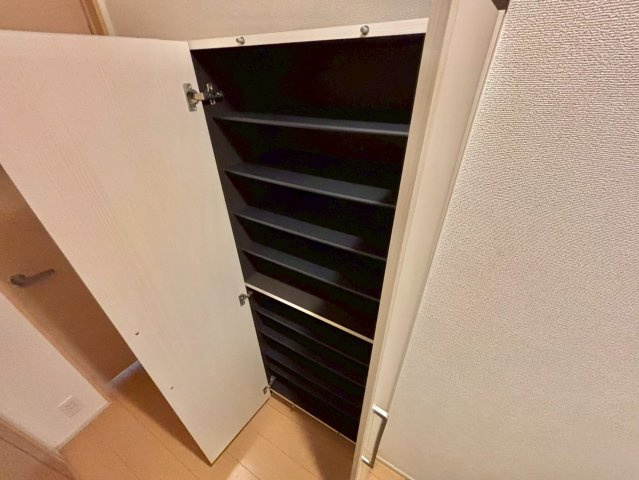 グラン　ソレイユ　MMの玄関