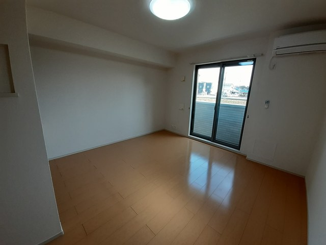 グラン　ソレイユ　MMの居間・リビング