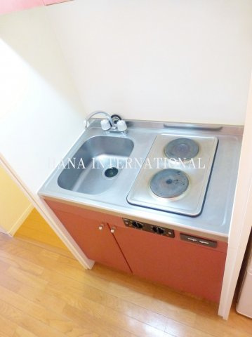 レオパレスボヌールＴＡＪＩＭＡのキッチン|イメージとなります。