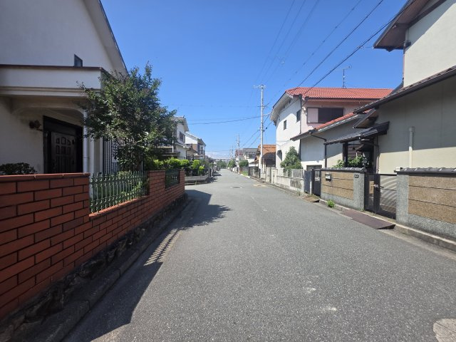 【前面道路含む現地写真】 | 高砂市西畑既存戸建
