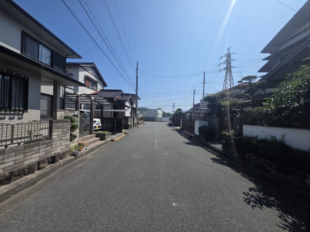 【前面道路含む現地写真】 | 高砂市西畑既存戸建