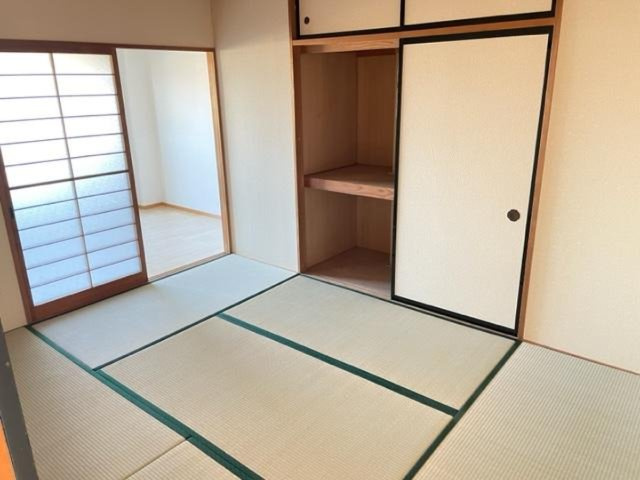 サングリーン西添の和室