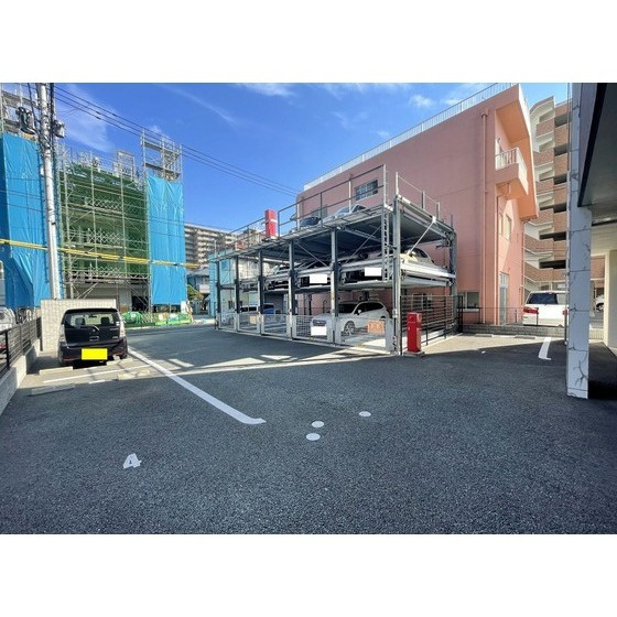 熊本市中央区新町３丁目の賃貸マンションの駐車場