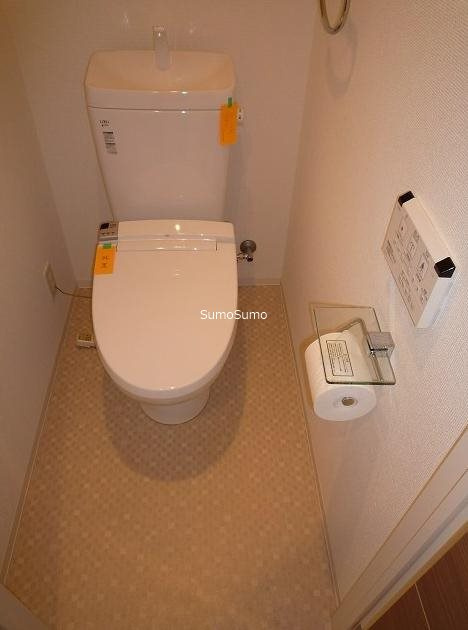 ラシュレエグゼ阿波座のトイレ