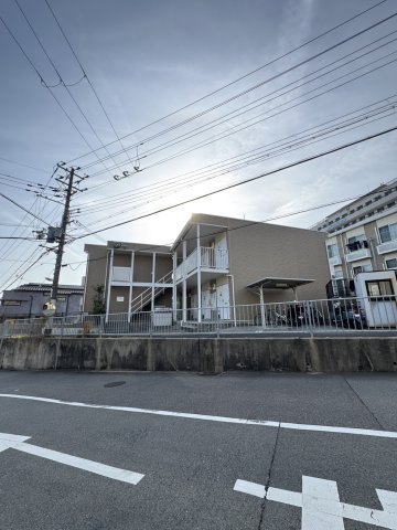 レオパレス野崎通B