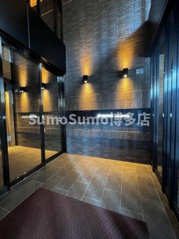 エンクレストALIVE白金のエントランス