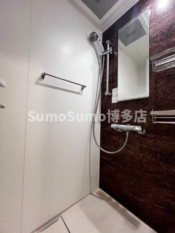 エンクレストALIVE白金のシャワールーム