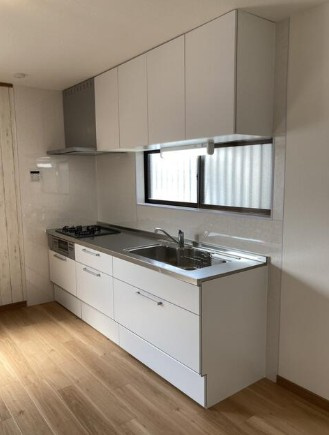 高柳6丁目　中古一戸建てのキッチン|システムキッチン
■物件内覧・資金計画相談・住宅ローン相談、リフォーム相談、お問合せ受付中■
※当日・翌日のご内覧、ご相談はお電話でのお問合せがスムーズです！