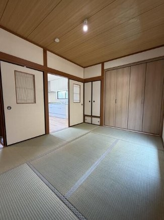 高柳6丁目　中古一戸建ての和室|和室6.0帖
■物件内覧・資金計画相談・住宅ローン相談、リフォーム相談、お問合せ受付中■
※当日・翌日のご内覧、ご相談はお電話でのお問合せがスムーズです！