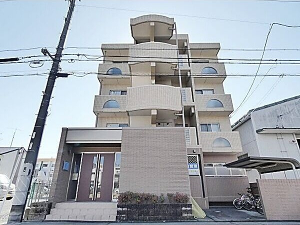 シャルマン砂田