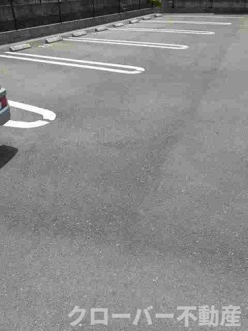 プロムナード　垂水Ⅲの駐車場