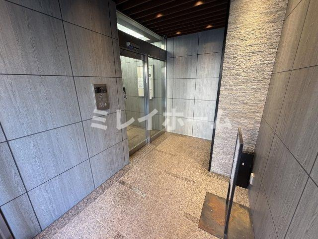 コスモリード池上のエントランス