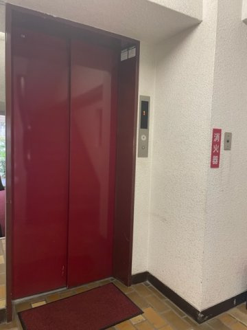 相模屋第２ビルのロビー