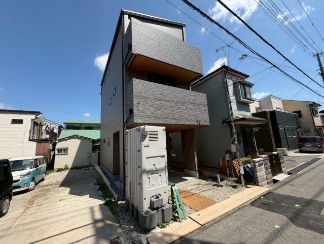 明石市山下町4の前面道路含む現地写真