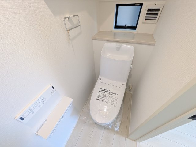 取手市野々井　01期　新築戸建てのトイレ|温水洗浄便座付きです♪