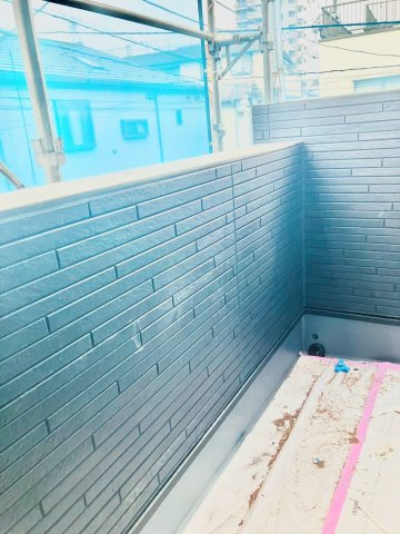 北区志茂5丁目　新築戸建　残1棟のバルコニー|2026.04.29撮影

現地ご見学希望・資料請求などお気軽にお問い合わせ下さい！
03-5990-5201