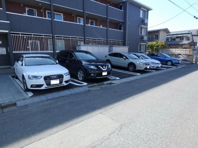 セルサ　Ｂの駐車場