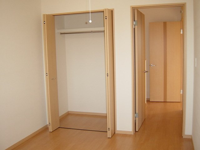 アラモード　ガーデンの収納|北側洋室クローゼット