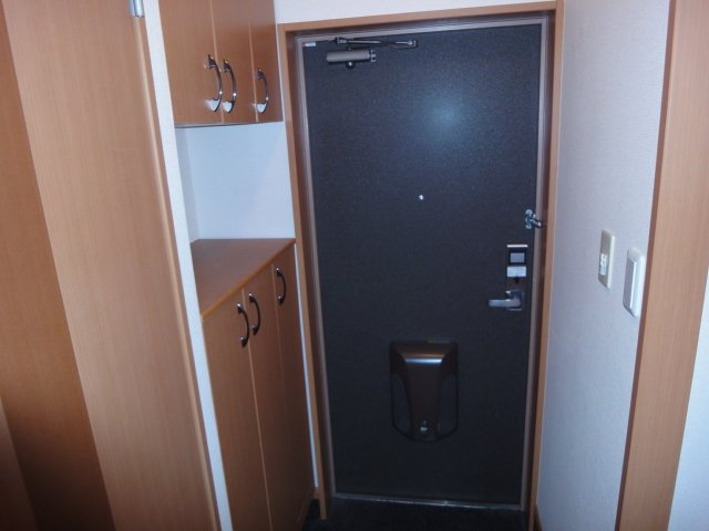 コートダジュールin桃ヶ丘Ｂ棟の玄関|玄関