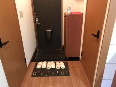 【玄関】 | ティアラ | 玄関