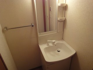 グリーンパークＤ棟の洗面所|洗髪洗面化粧台①