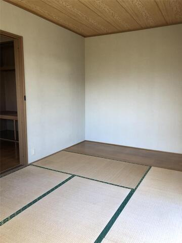 コーポ庵川 Ⅰの和室
