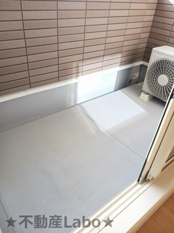 ロータス南島田Dのバルコニー