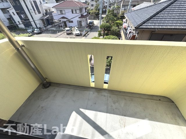 ブレイン佐古1のバルコニー