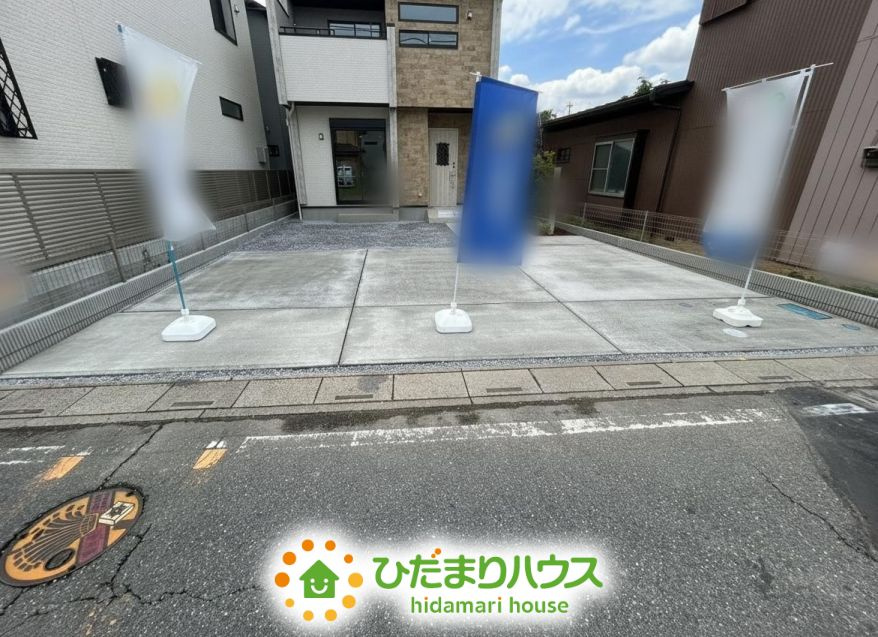 久喜市本町5丁目4期　新築一戸建ての駐車場