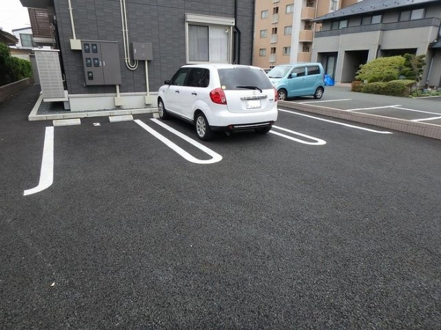 シャローム中ノ橋の駐車場
