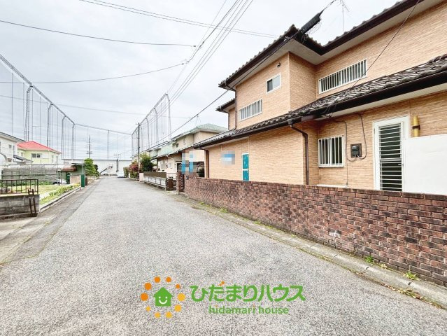 古河市尾崎　中古一戸建ての前面道路含む現地写真|2026/4/30　撮影