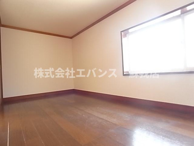 【寝室】 | アイビーハウス | 使い勝手のいい寝室です