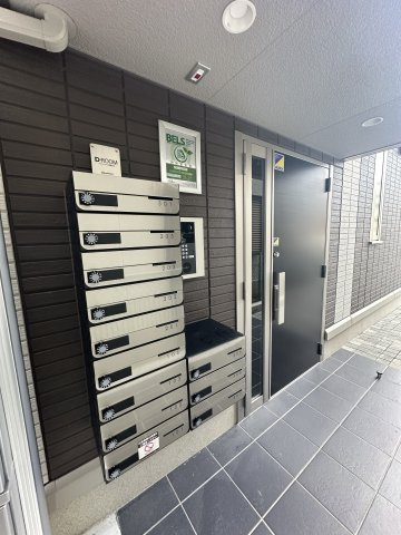 GRAND　D-ROOM東梅坪のエントランス