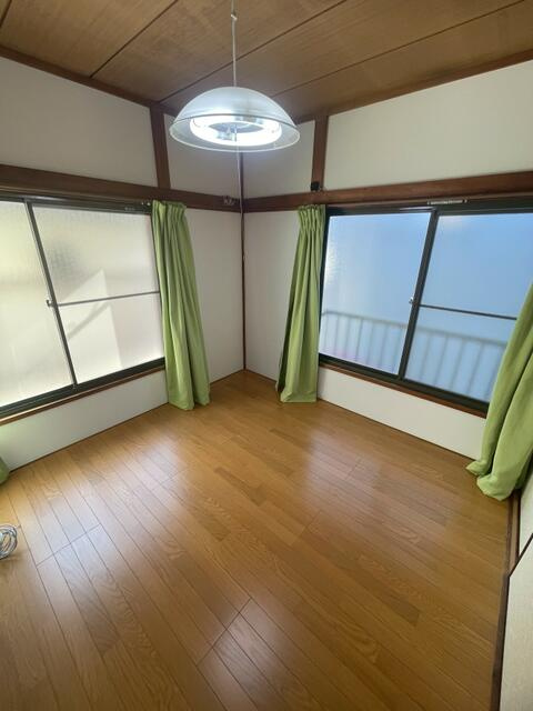 東新小岩３丁目貸家の洋室