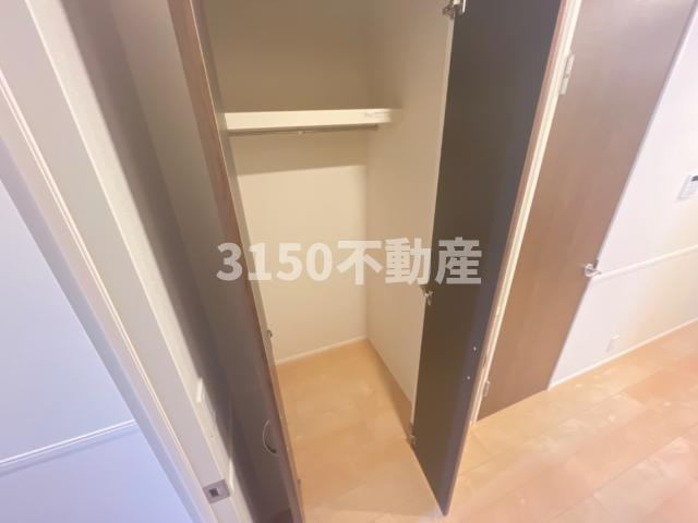 Star terrace 岐南の収納|リビングクローゼット