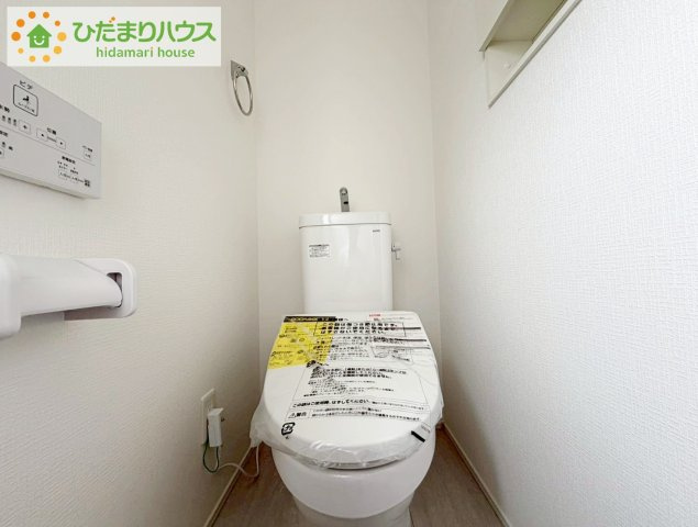 郡山市喜久田町字双又　新築戸建　5号棟のトイレ|1・2階にトイレあるため、同時に利用でき混雑を避けられますね