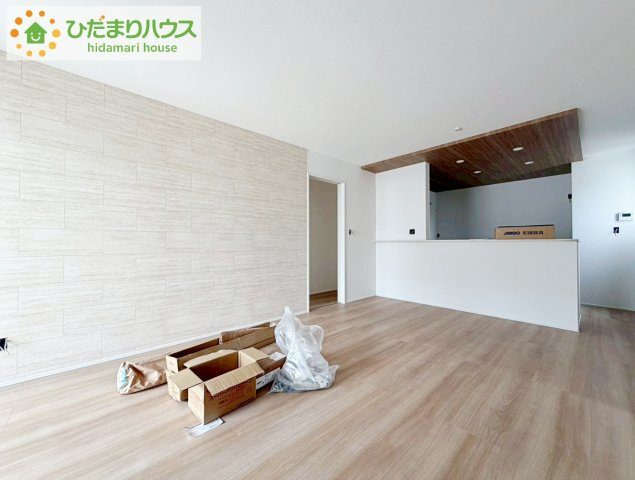 郡山市喜久田町字双又　新築戸建　5号棟の居間・リビング|開放感あるLDKを確保！家族が集まるリビングはゆったり過ごしリフレッシュする場として居心地の良い空間にしたいですね。