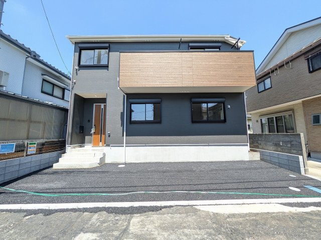 八王子市　中野町　新築一戸建て　２１期の駐車場|～カースペースは1台分～
