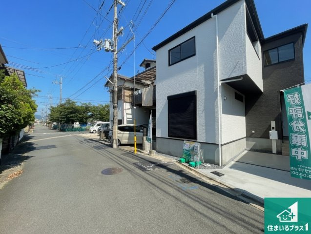 ★29(土)30(日)現地見学可能！★京都市伏見区淀生津町　限定1邸の前面道路含む現地写真|車通りの少ない前面道路！お子様がいらっしゃるご家族でも安心！