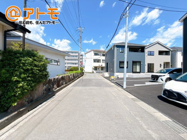 【前面道路含む現地写真】 | 沼津市沢田町第1　新築戸建　2号棟