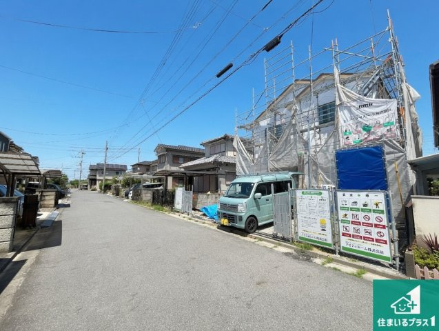 ★近江八幡市篠原町　第1期　新築一戸建ての前面道路含む現地写真|周辺は落ち着いた街並みの住宅地！子育てがしやすい住環境です！まだ未完成ですが、現地でしかわからない事もございます。是非一度ご覧ください。