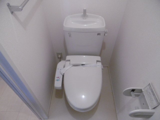 【トイレ】 | クレセント | シンプルで使いやすいトイレです