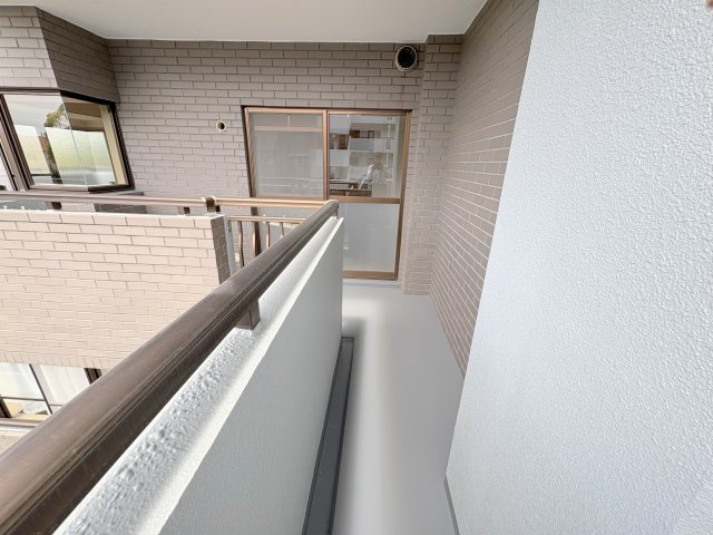 グランドパレス学園前 Bのバルコニー