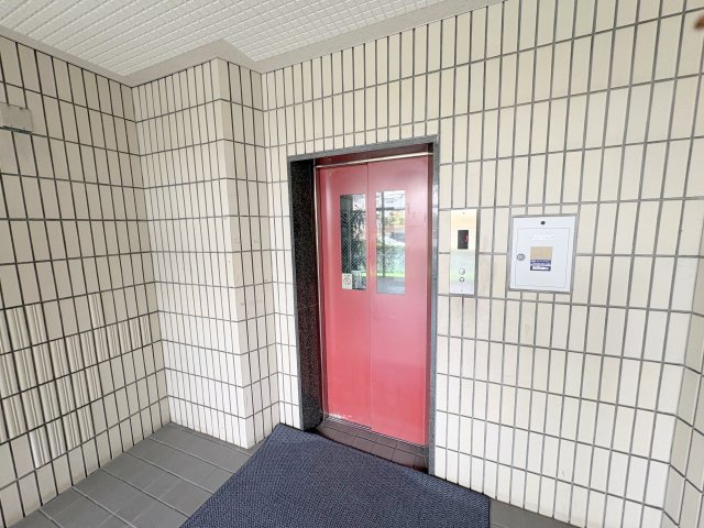 グランドパレス学園前 Bのその他共用部分