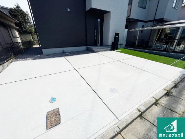 近江八幡市篠原町　第1期　新築一戸建ての駐車場|駐車スペース！散水栓があるので、こまめに愛車を洗えます！