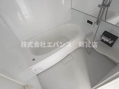 【浴室】 | ロイヤルオーク | ゆったり使える一坪以上の浴室