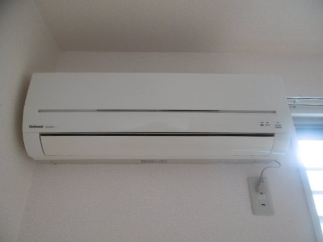 【設備】 | クレセント | エアコンです