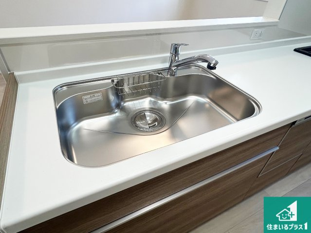 尼崎市南竹谷町　中古一戸建ての設備|広々としたシンクで食器洗いも楽々！