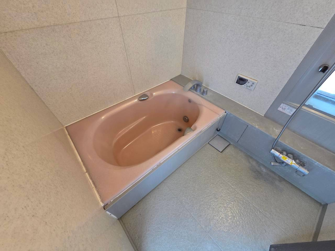 北都1丁目　建坪76坪ある贅沢な中古住宅の浴室